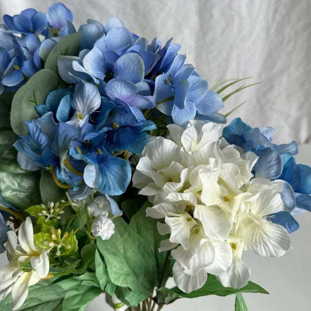 Artificial Blue and White Hydrangea Bouquet Elegant Floral Arrangement for Home